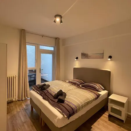 Lovely 2 Bedroom Appartment Near Knokke-Strand Beach Bar Exterior photo