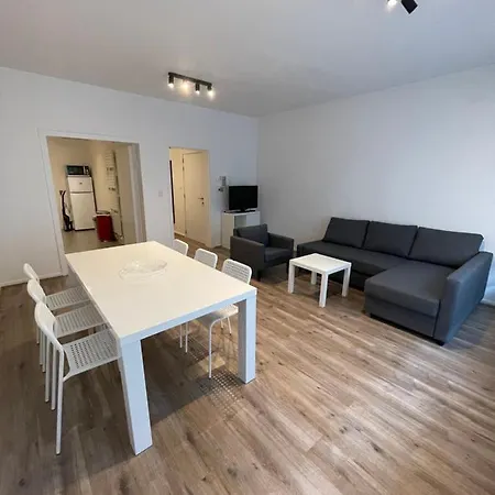 Lovely 2 Bedroom Appartment Near Knokke-Strand Beach Bar Exterior photo