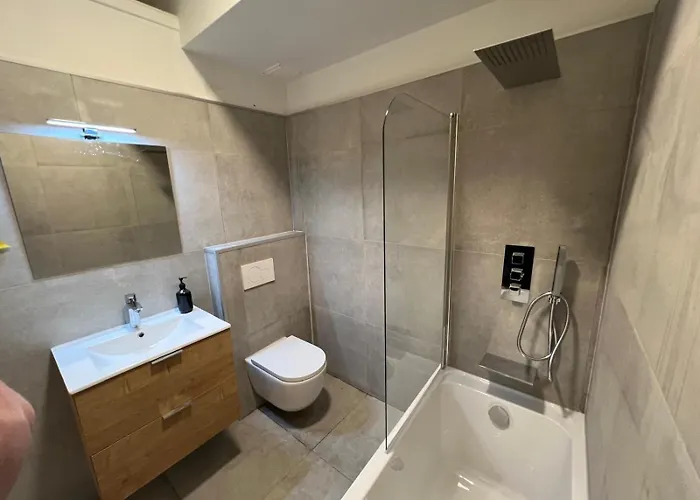 Lovely 2 Bedroom Appartment Near Knokke-Strand Beach Bar